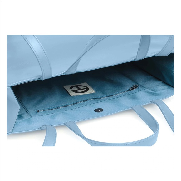 Telfar Medium Pool Blue Bag A ( Restock) 100% Authentic. - Picture 5 of 7